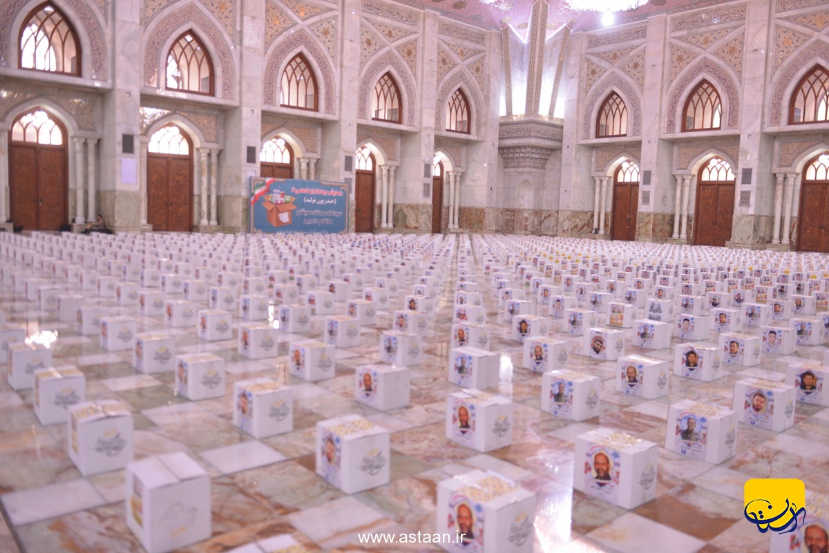 تشییع پیکر مطهر ۱۸ شهید گمنام دفاع مقدس در حرم امام خمینی(س)