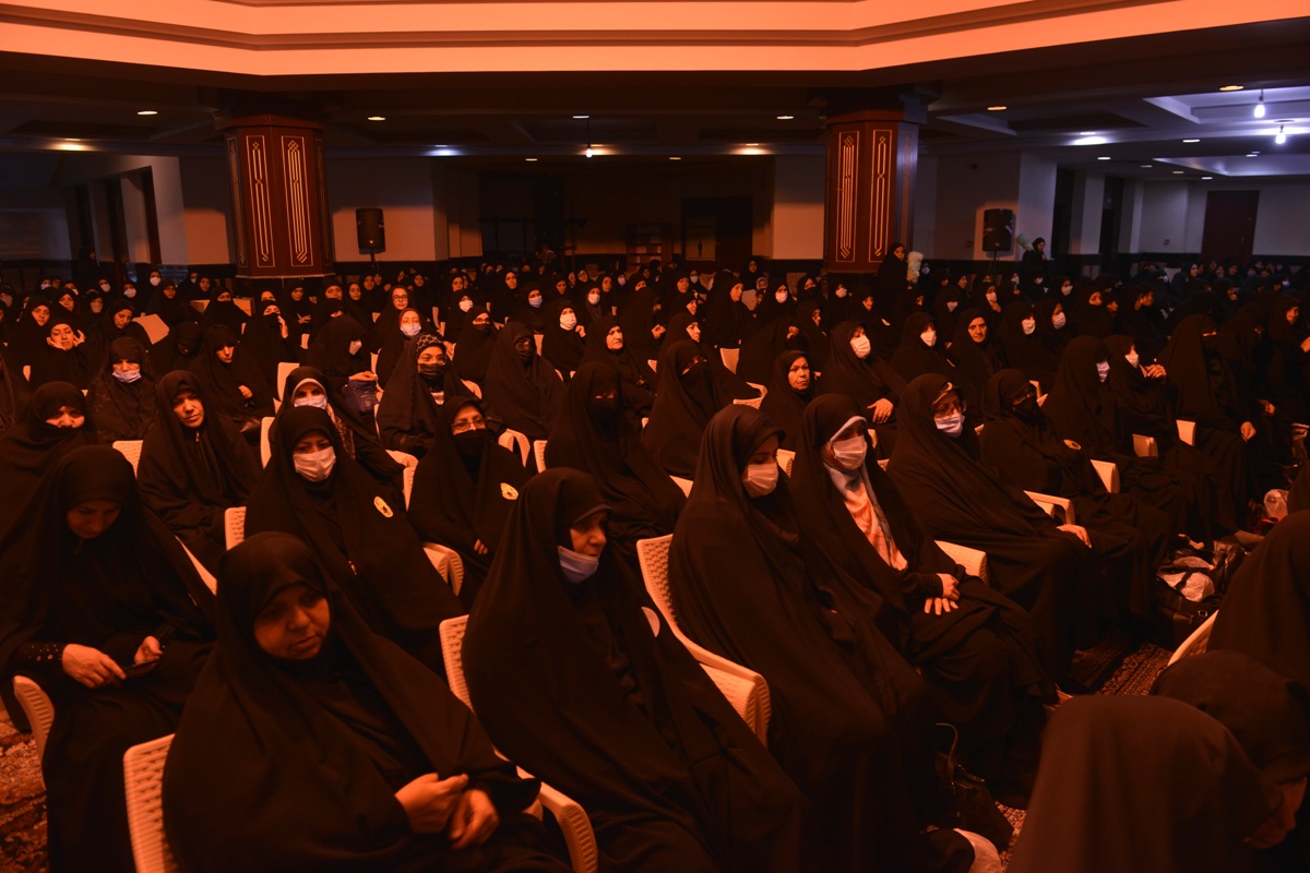 همایش خادمین افتخاری آستان مقدس حضرت امام خمینی (س)